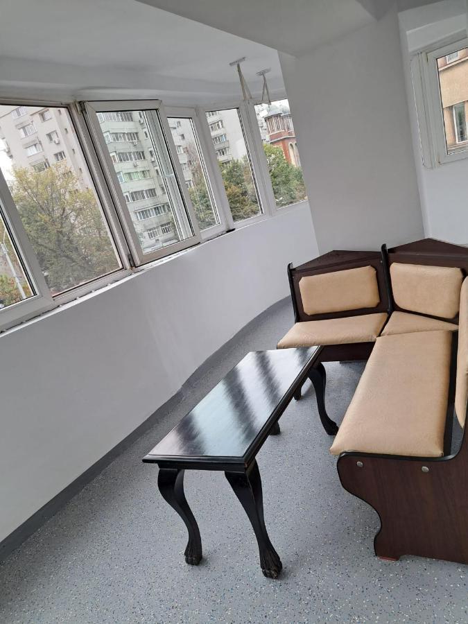Apartament Titulescu/Banu Manta Apartment บูคาเรสต์ ภายนอก รูปภาพ